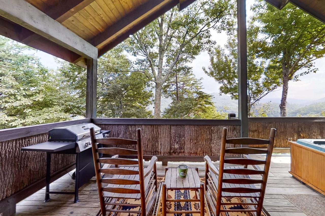 Mountain Solitude Cabin Wear Valley Exterior photo